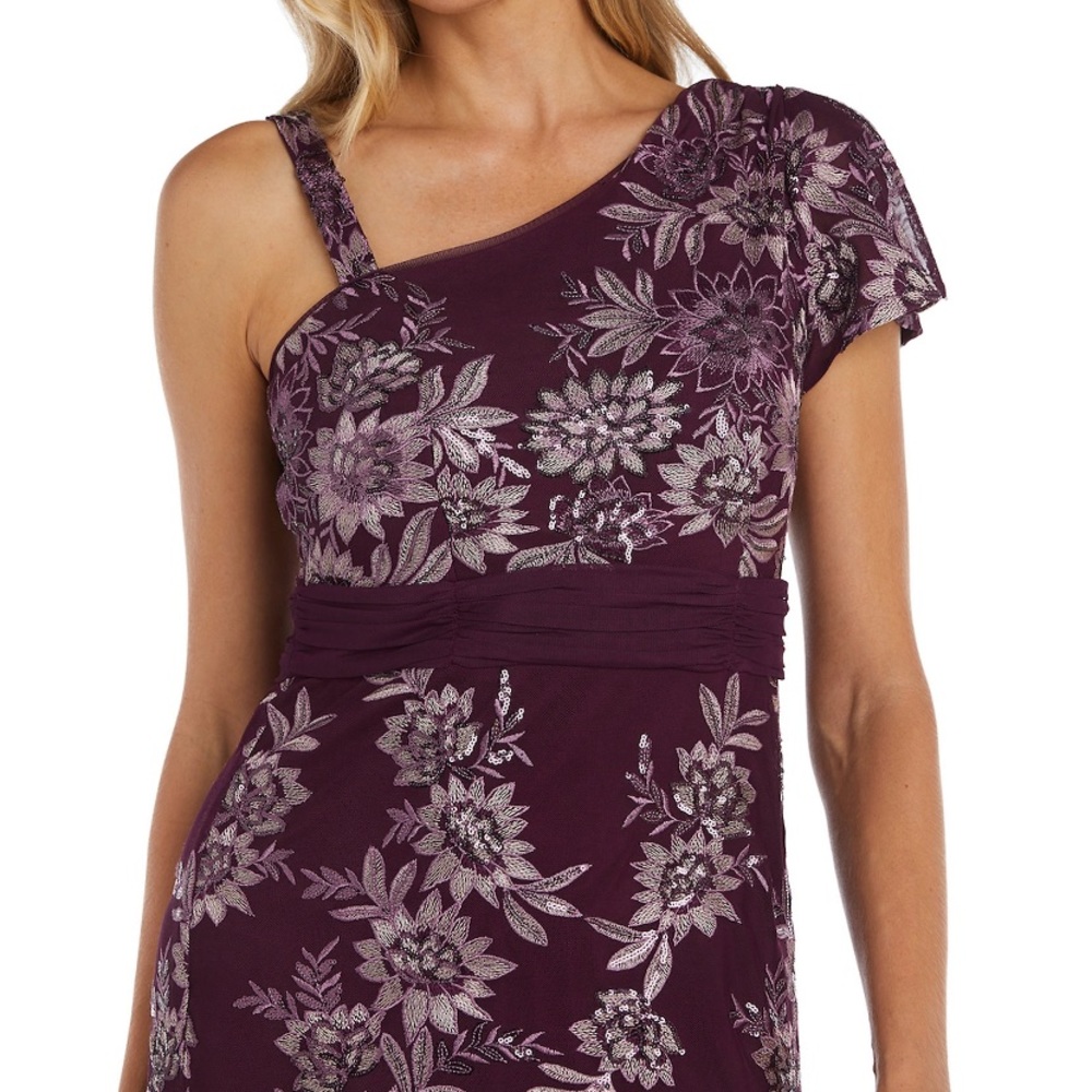 R & M RICHARDS PLUM WINE GOWN - Picture 2 of 15